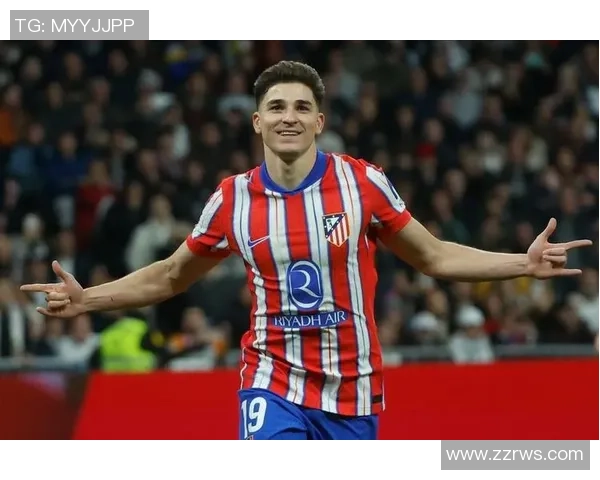 阿尔瓦雷斯：从阿根廷天才到欧洲赛场的锋线新星